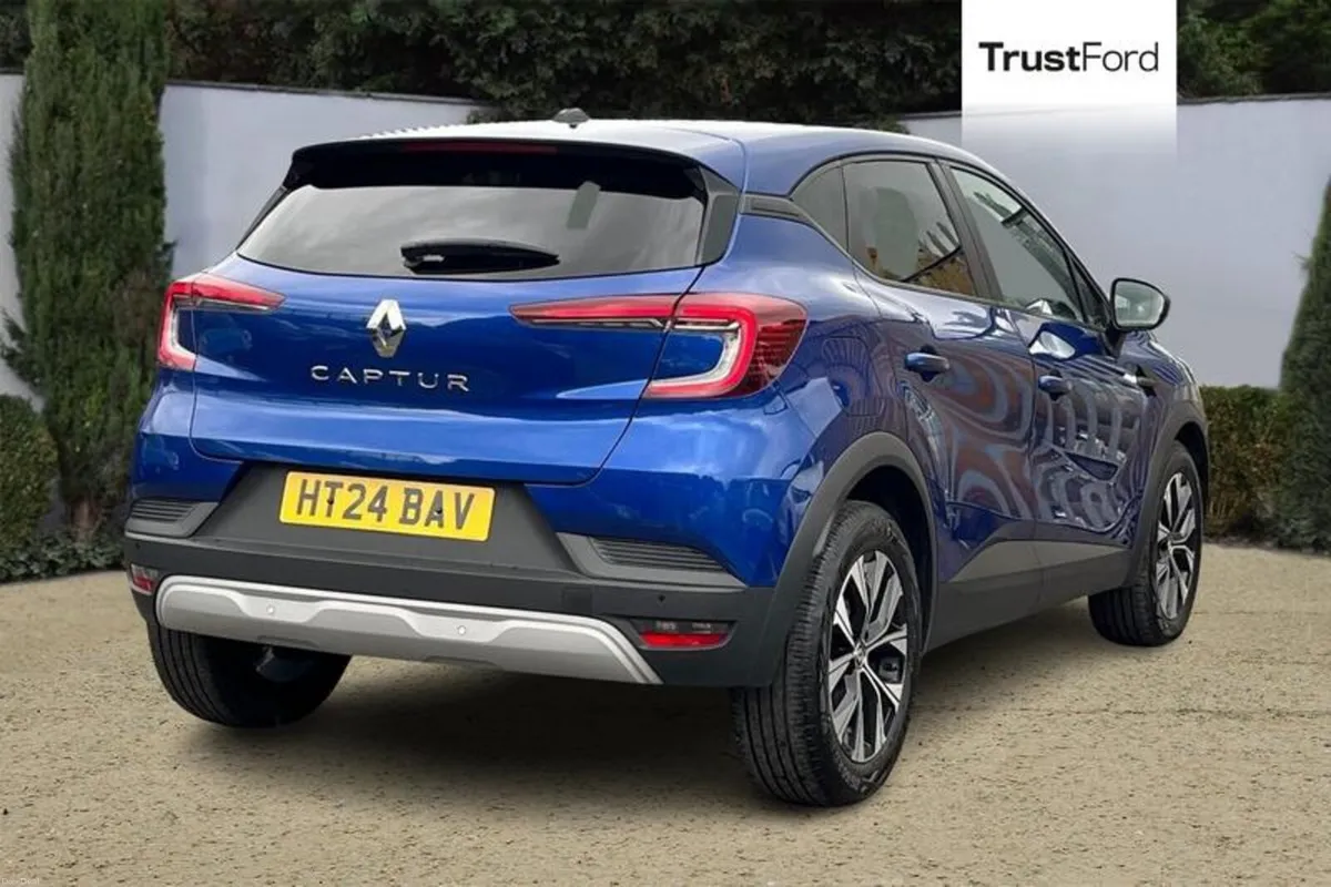 Renault Captur 1.0 TCE 90 Evolution 5dr - PARKING - Image 4