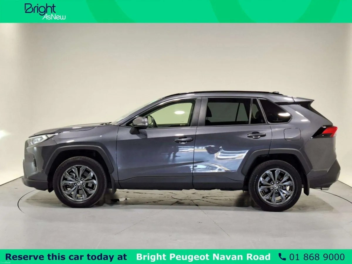 Toyota RAV4 HYBRID SOL 4DR AUTO - Image 6