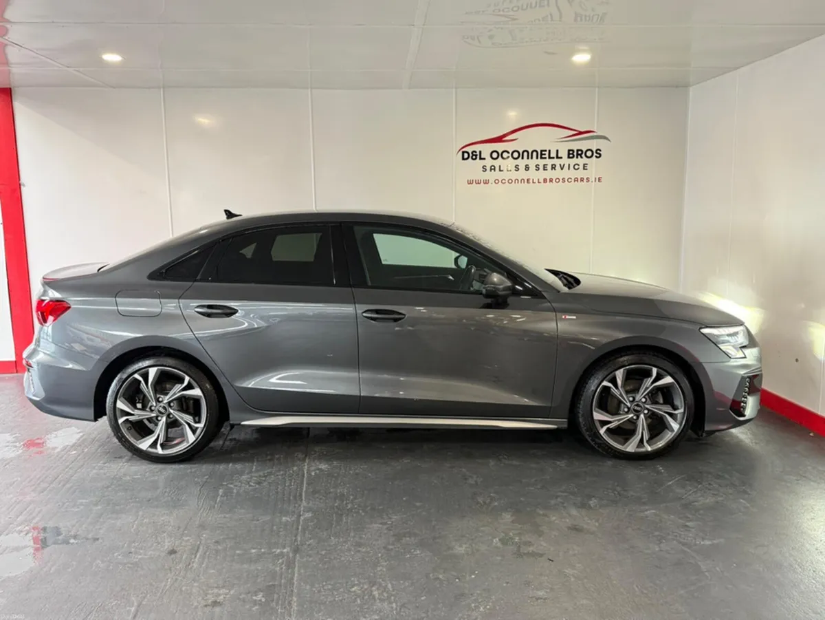 Audi A3 S LINE 35 TDI S-AUTO - Image 3