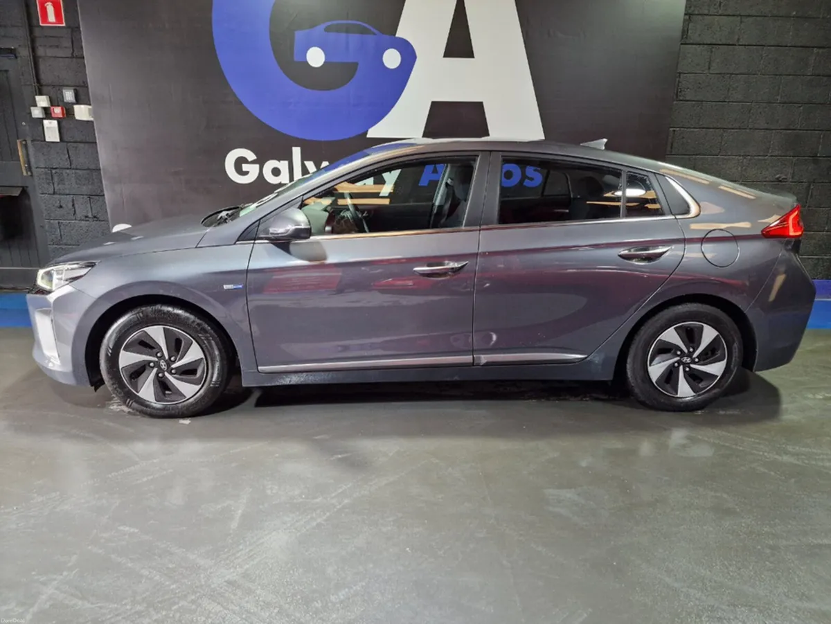 Hyundai IONIQ 1.6 PREMIUM HEV **ONLY 64K MILES FRO - Image 5