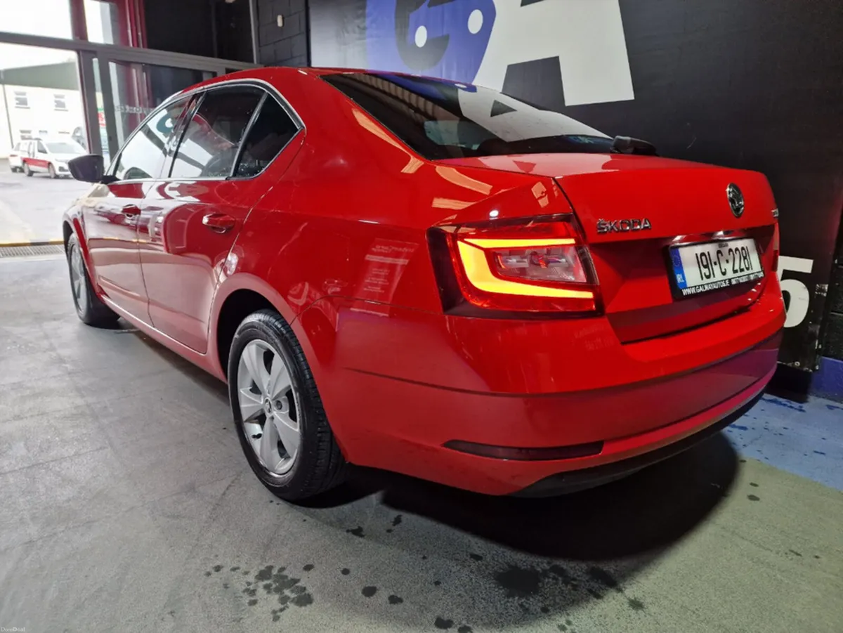 Skoda Octavia AMBITION 1.0 TSI **REVERSING CAMERA, - Image 6