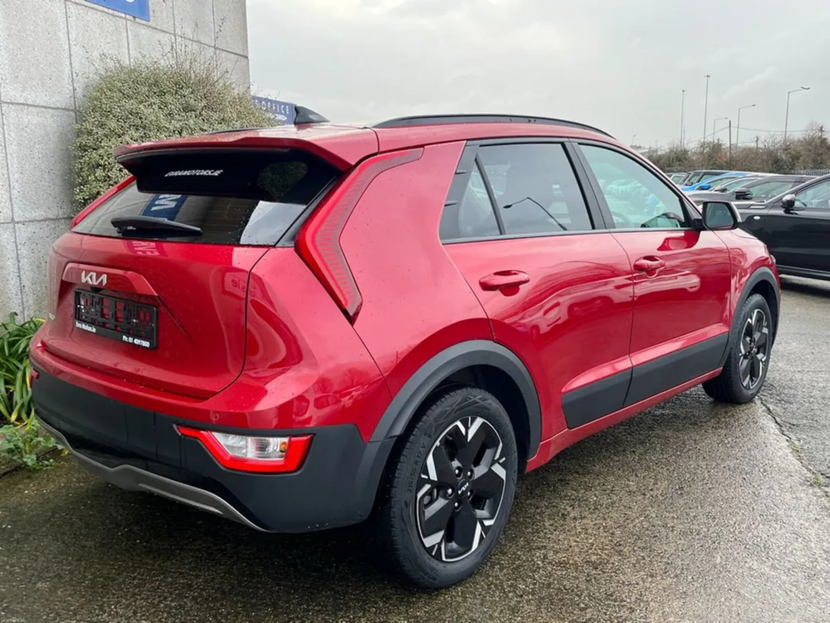 Kia e-Niro K2 ELECTRIC //REVERSE CAMERA//SAT NAV// - Image 3