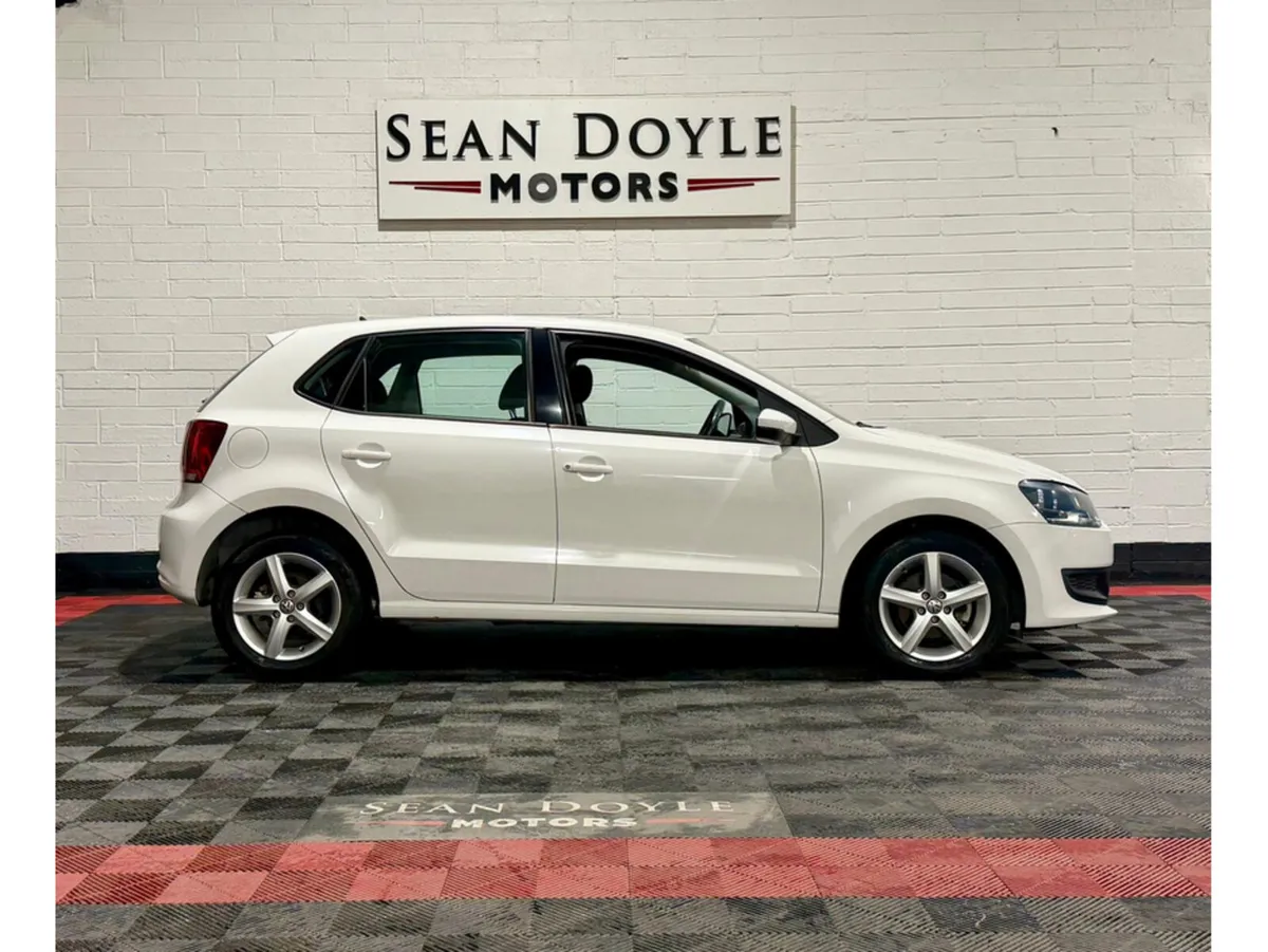 Volkswagen Polo 2014 1.2 TSI PETROL AUTOMATIC - Image 5