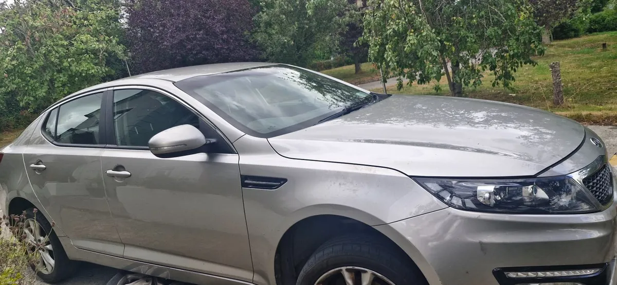 Kia Optima 2012 - Image 2