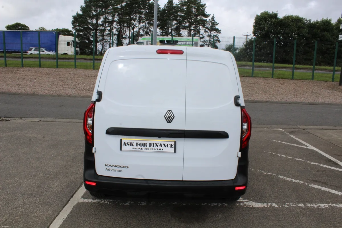 2024 Renault Kangoo ML19 Advance - Image 6