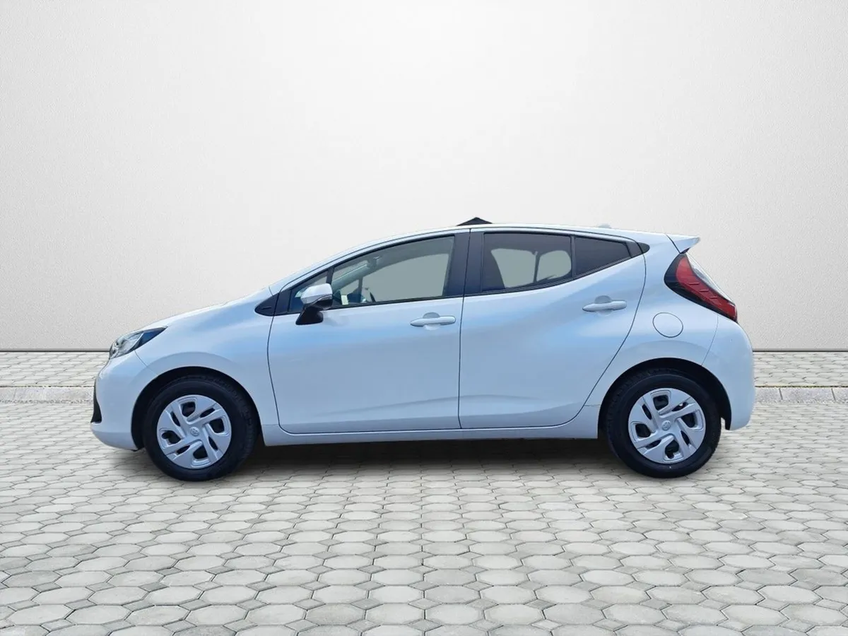 Toyota Aqua X HYBRID AUTO - Image 5