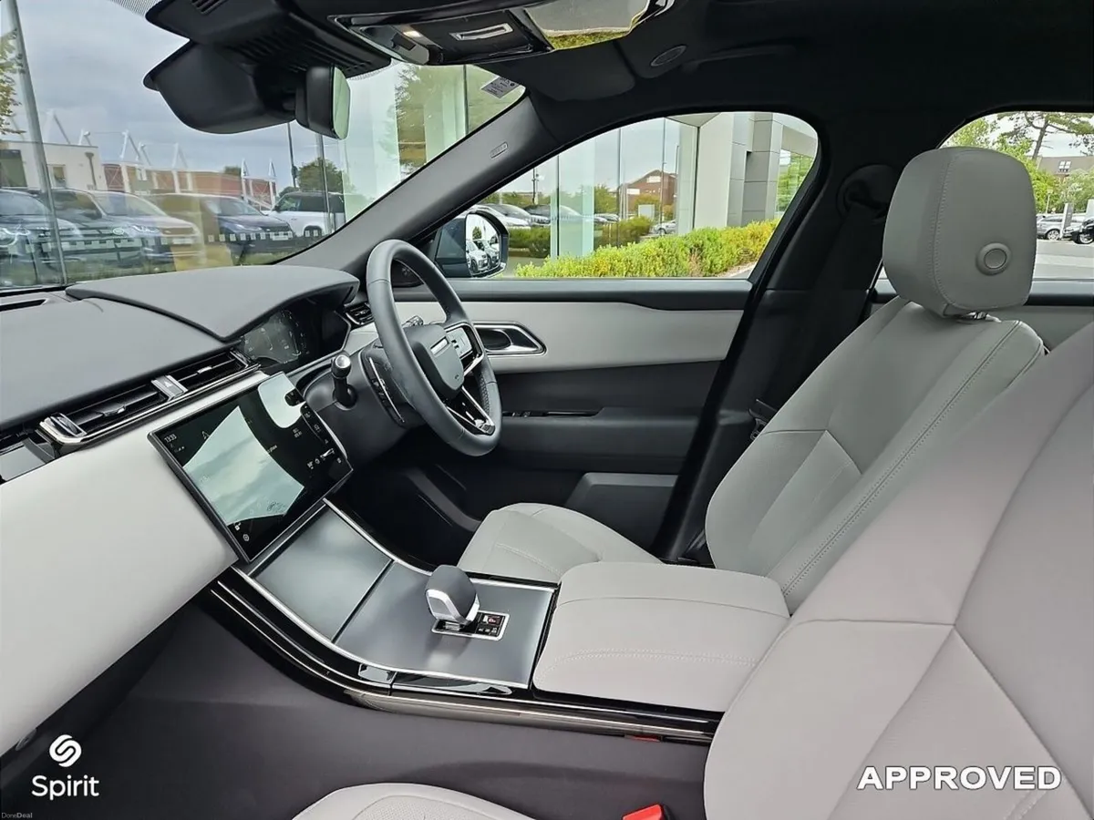 Land Rover Range Rover Velar 2.0 PHEV S - Image 3