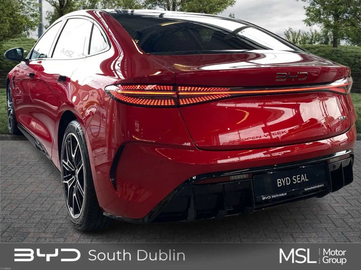BYD SEAL ***ORDER NOW FOR 262***Design 82.5kWh - Image 4
