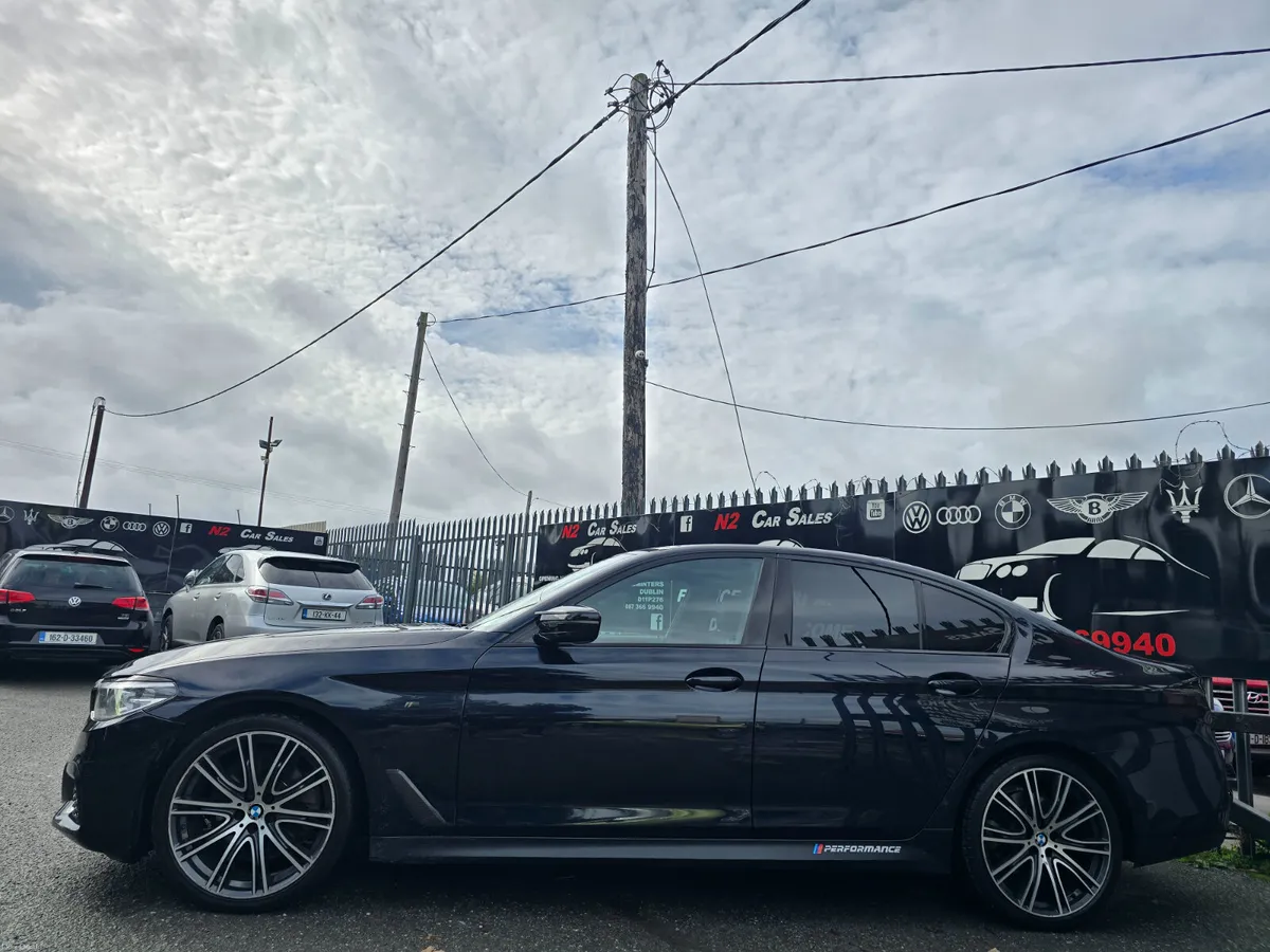 182 BMW 5-Series - Image 6