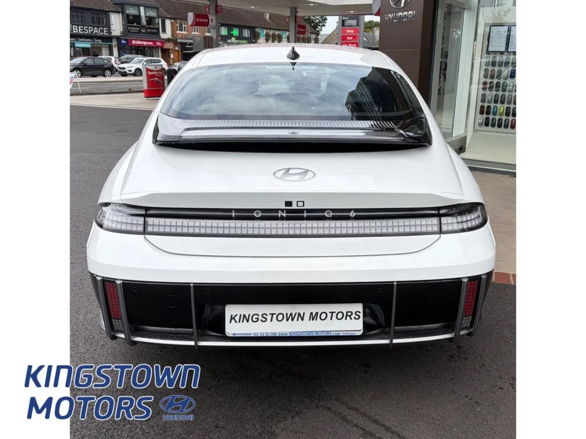 Hyundai IONIQ 6 Signature 77KWH 5DR Auto - Image 4