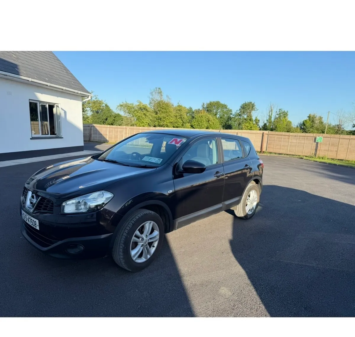 Low km Nissan qushqai - Image 3