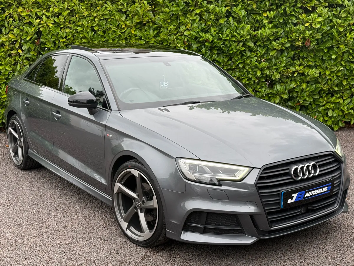 Audi A3 1.6 TDI S Line 2018 **Panoramic Roof** - Image 6