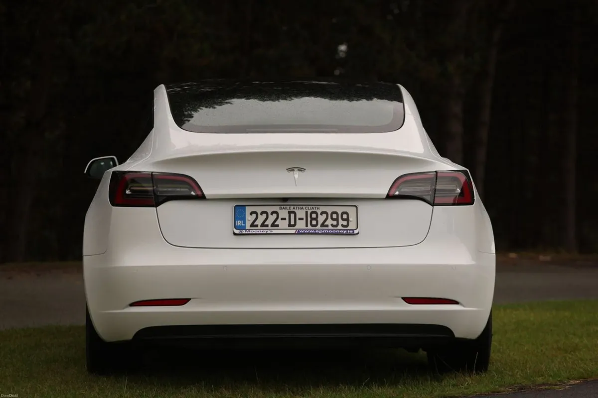 Tesla Model 3 RWD - Image 4