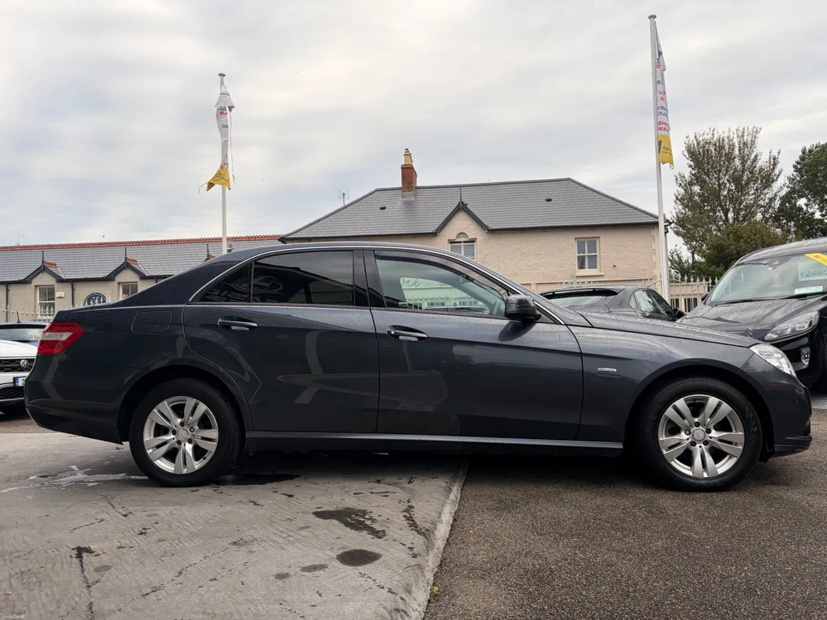 2011 Mercedes E200 CDI Excellent car. - Image 4