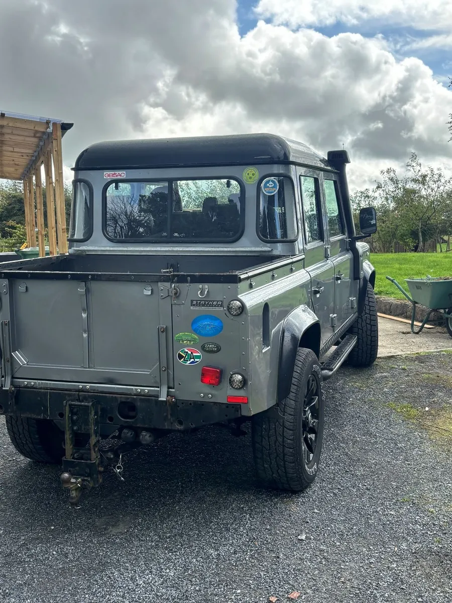 Land Rover Defender 2012 - Image 4