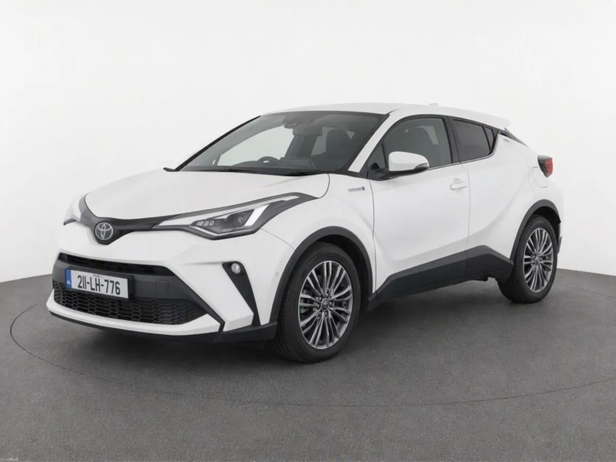Toyota C-HR Hybrid Sol - Image 6