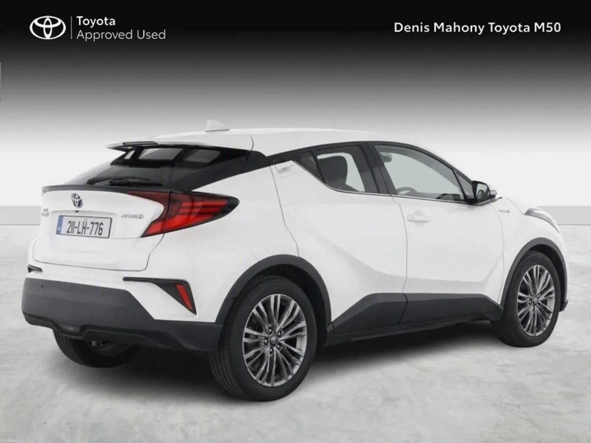 Toyota C-HR Hybrid Sol - Image 2
