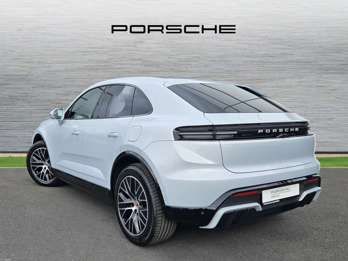 Porsche Macan Electric - Image 2