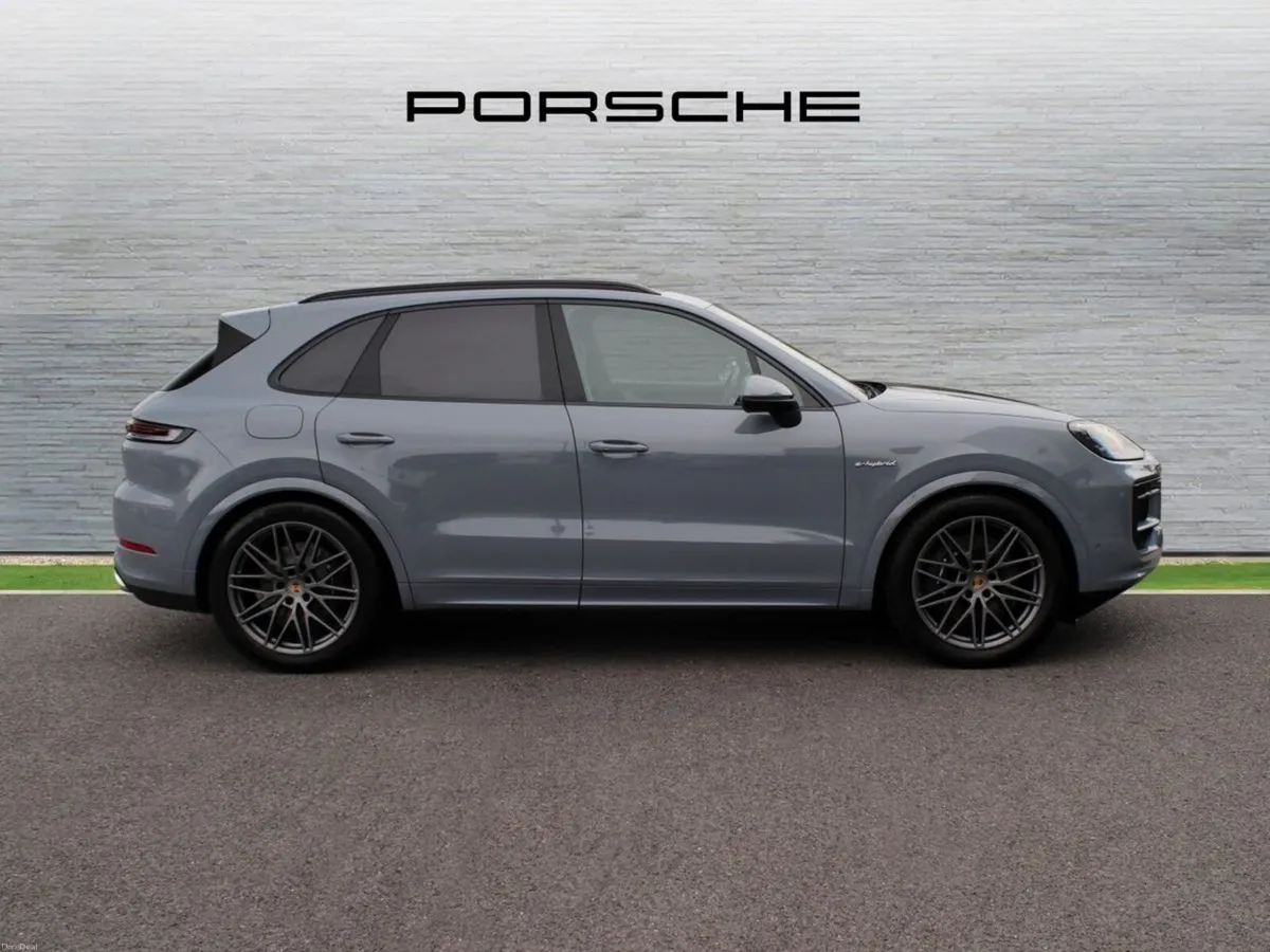 Porsche Cayenne E-Hybrid - Image 4