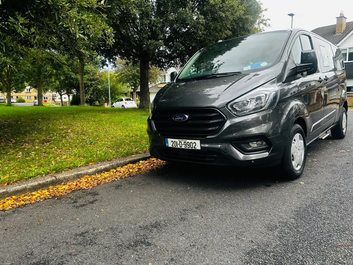 Ford Custom MPV 9-Seats - Image 2