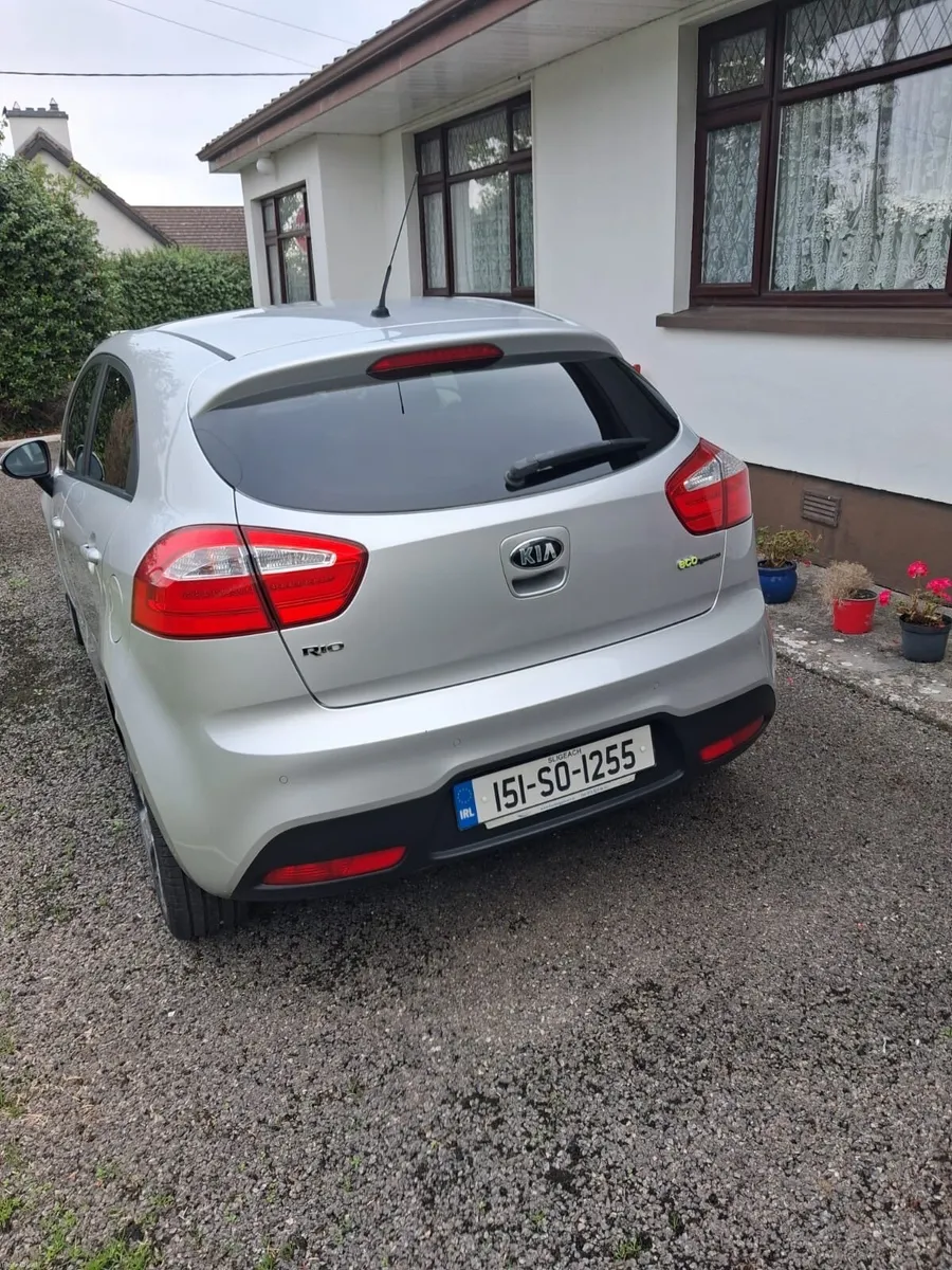 2015 Kia Rio - Image 3