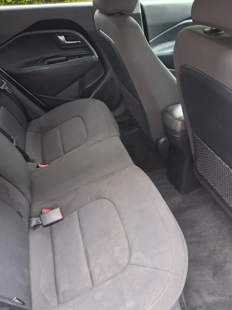 2015 Kia Rio - Image 5