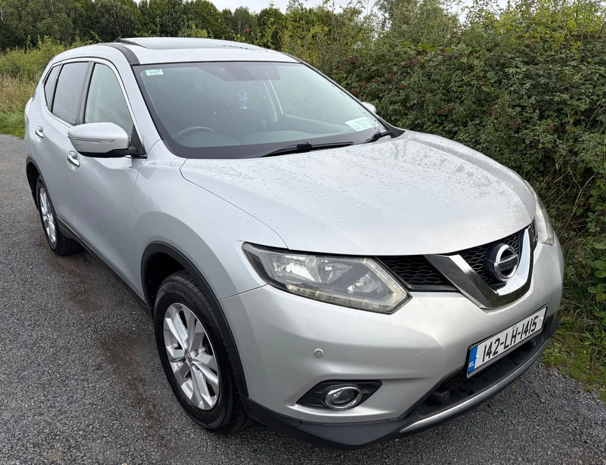 Nissan X-Trail Acenta 1.6D 2014 7 Seater - Image 1