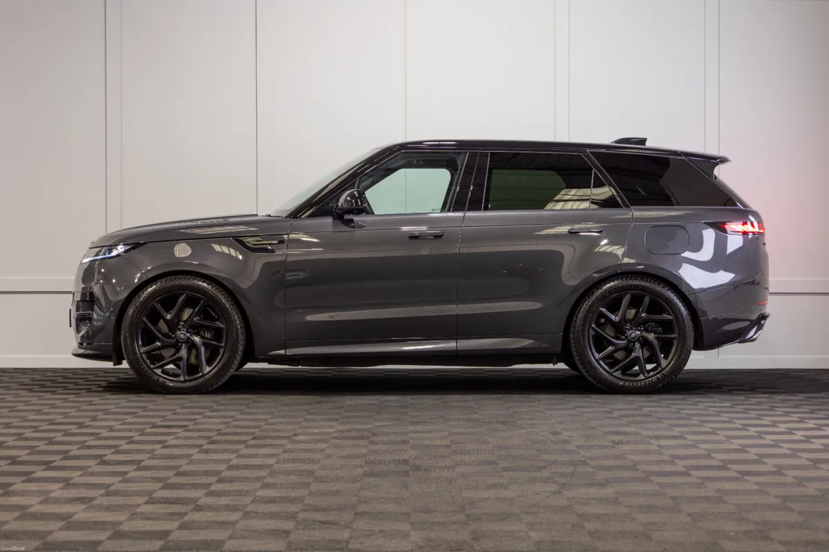 252 Range Rover Sport P460e Dynamic SE - Image 3