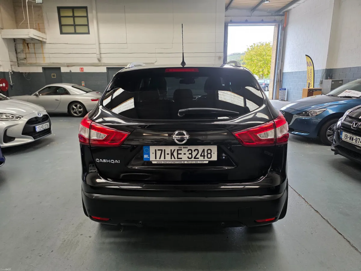 Nissan Qashqai 2017 Leather Interior - Image 5