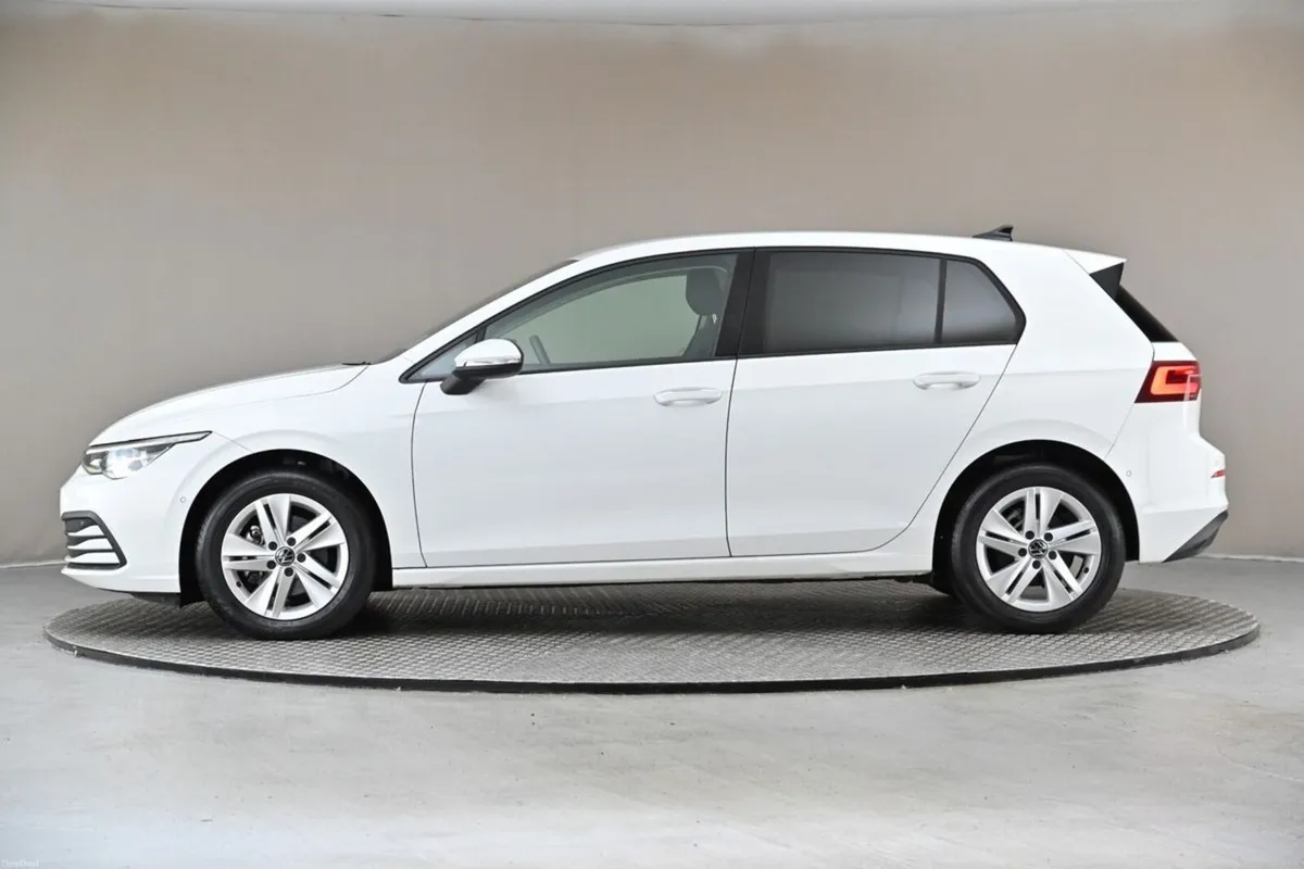 Volkswagen Golf 1.0ETSI DSG MK8 MILD-HYBRID 110BHP - Image 5