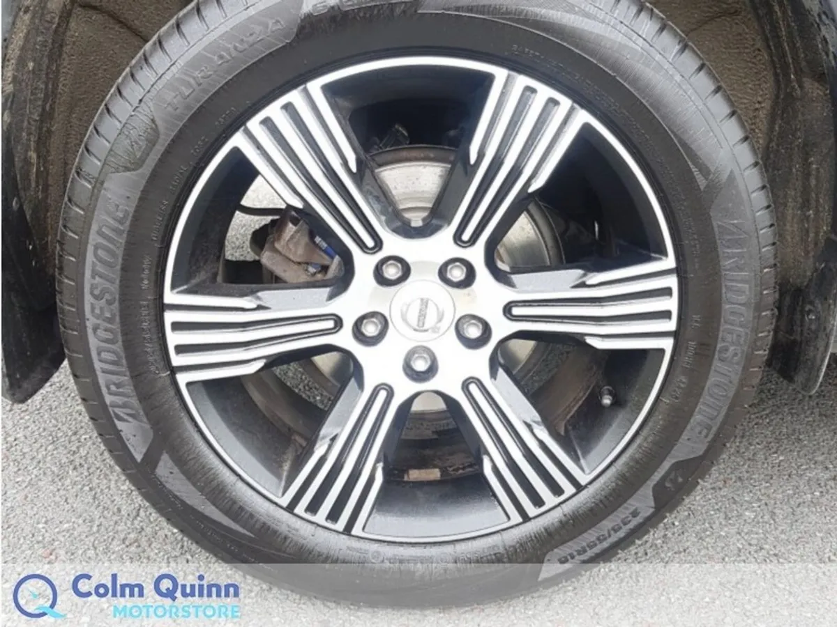 Volvo XC40 INSCRIPTION D3 DIESEL (150hp) Auto *12 - Image 5