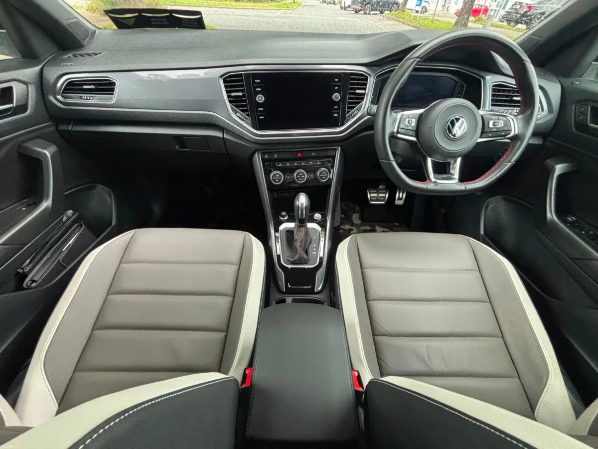 Volkswagen T-Roc LEATHER SEATS TDI SPORT AUTO NEW - Image 2