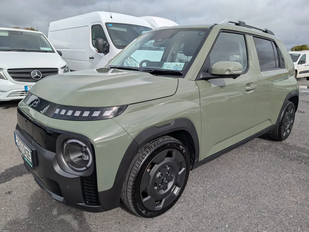 Hyundai INSTER Top Spec Cross model - Image 1