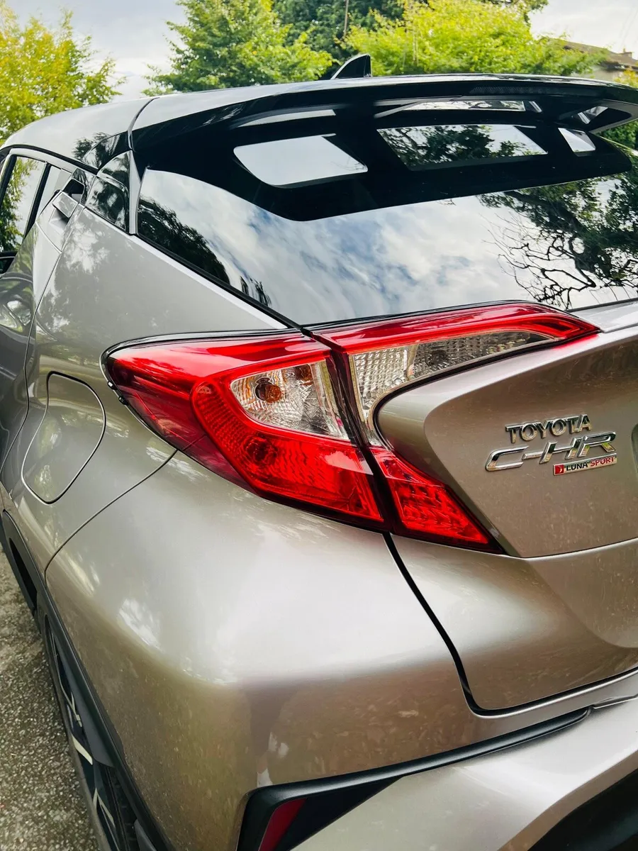 Toyota C-HR 1.8 Luna Sport - Image 4