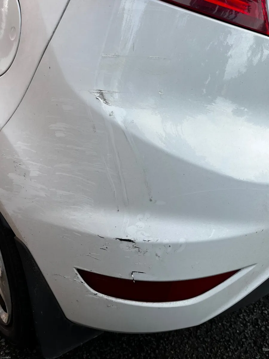Ford Fiesta 2011 - Image 5