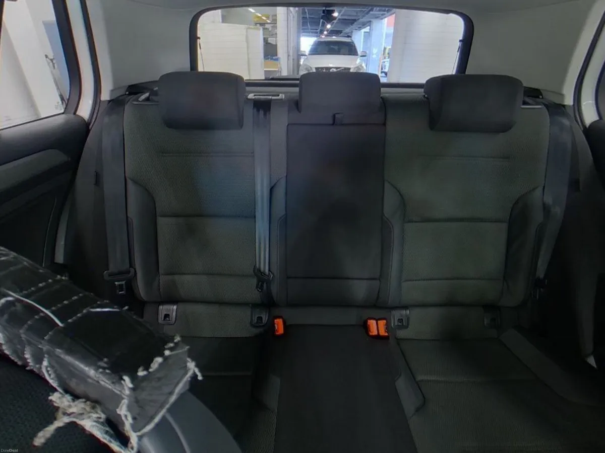 VOLKSWAGEN GOLF 1.2 TSI AUTO 2014 - Image 5