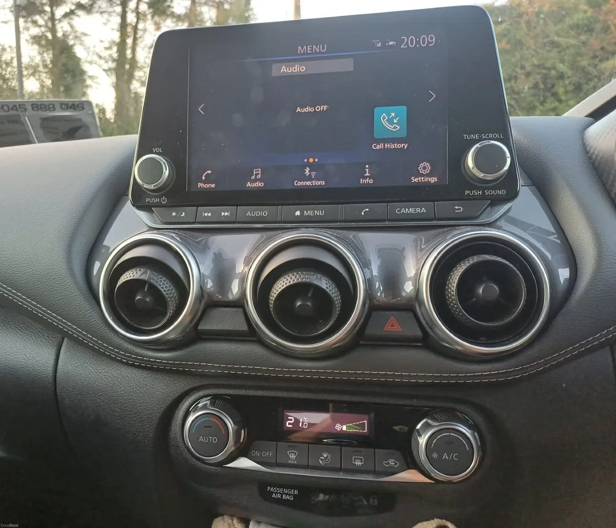 Nissan Juke 1.0 SV PREMIUN 2TONE - Image 2