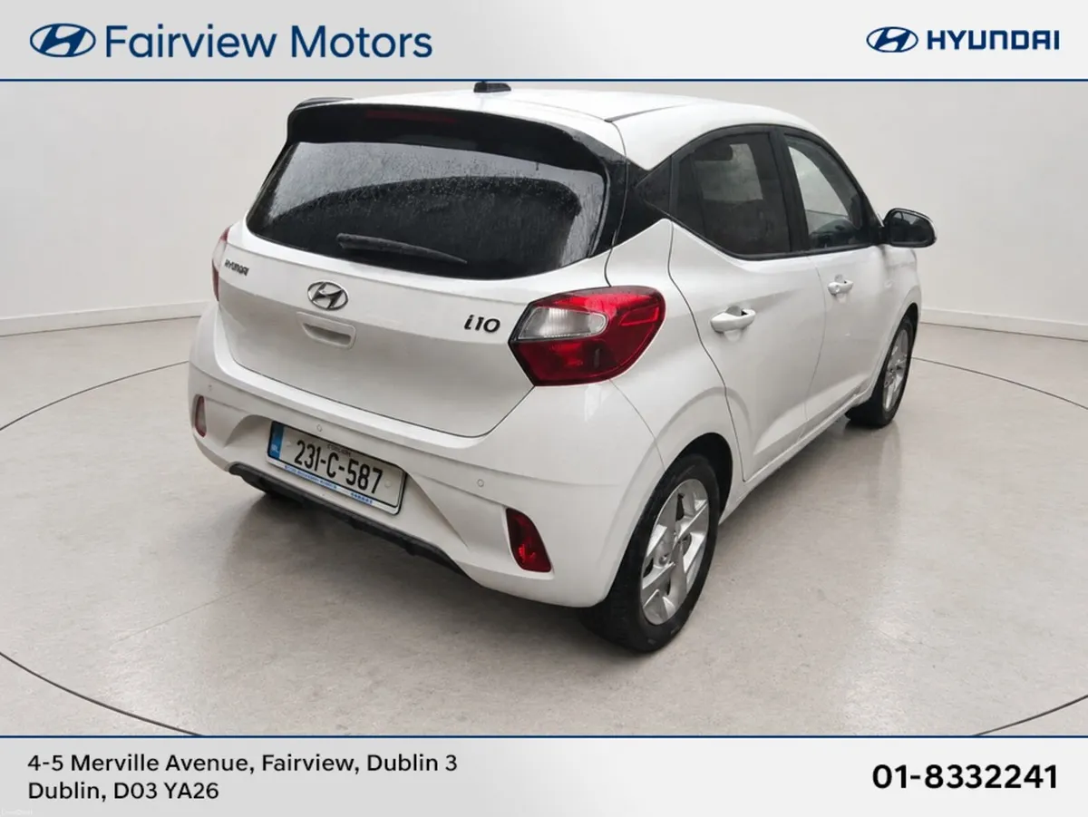 Hyundai i10 DELUXE 5DR - Image 2