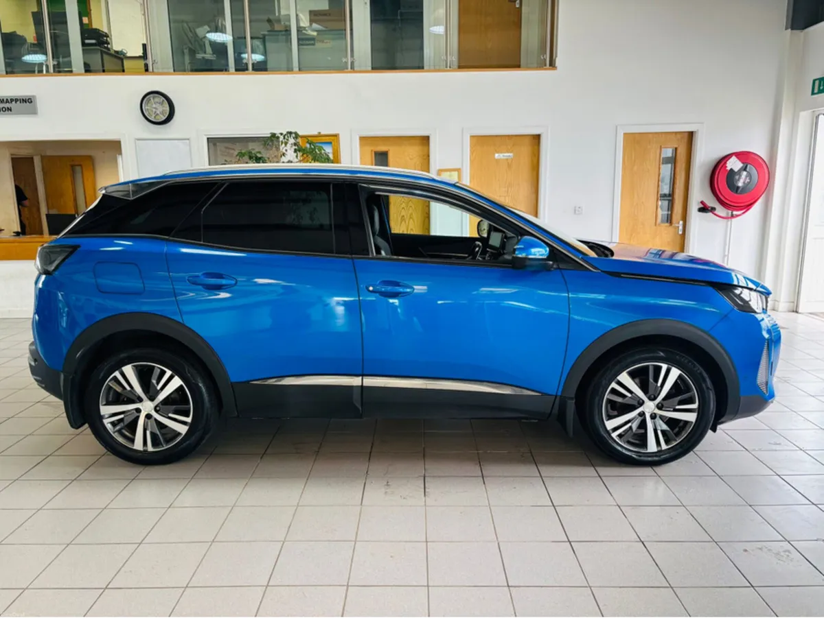 Peugeot 3008 FL ALLURE 1.5 BLUE HDI 13 130 6.2 - Image 5