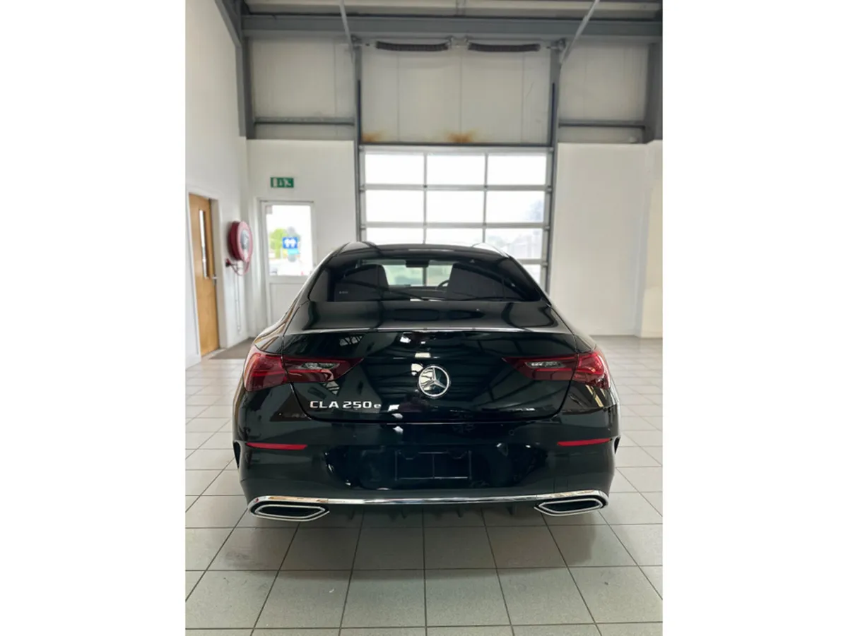 Mercedes-Benz CLA AMG LINE PREMIUM E - Image 6