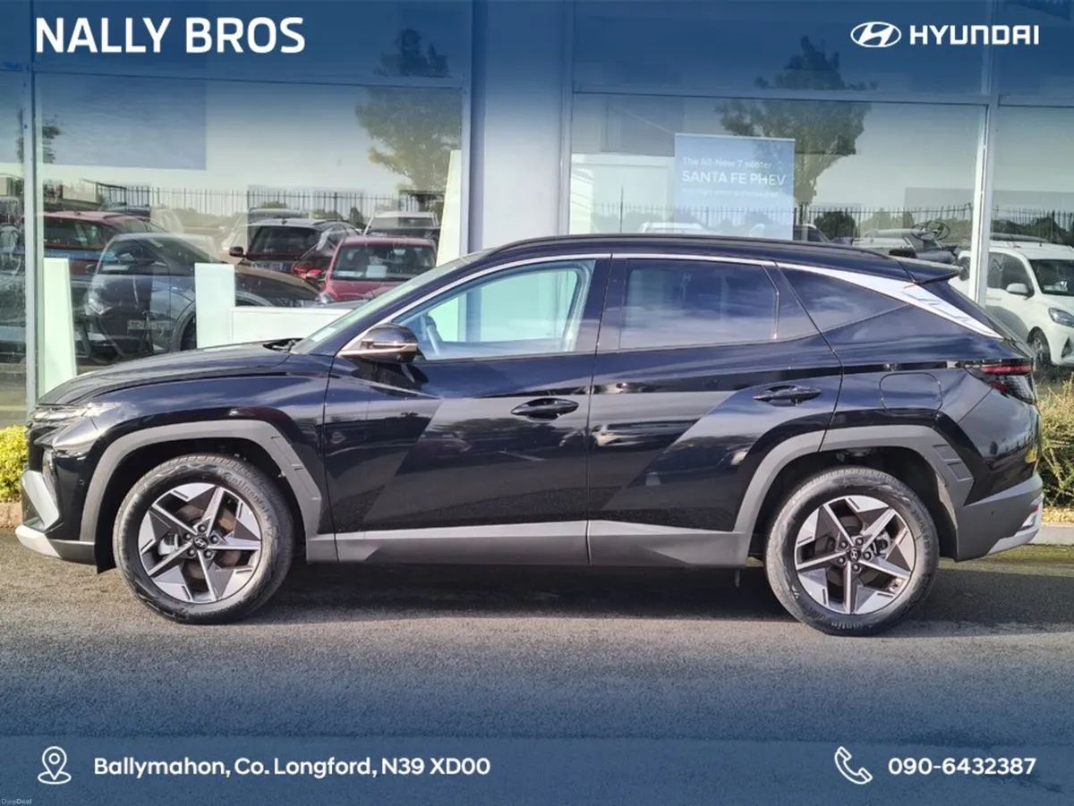 Hyundai Tucson EXECUTIVE PLUS 5DR - Image 3