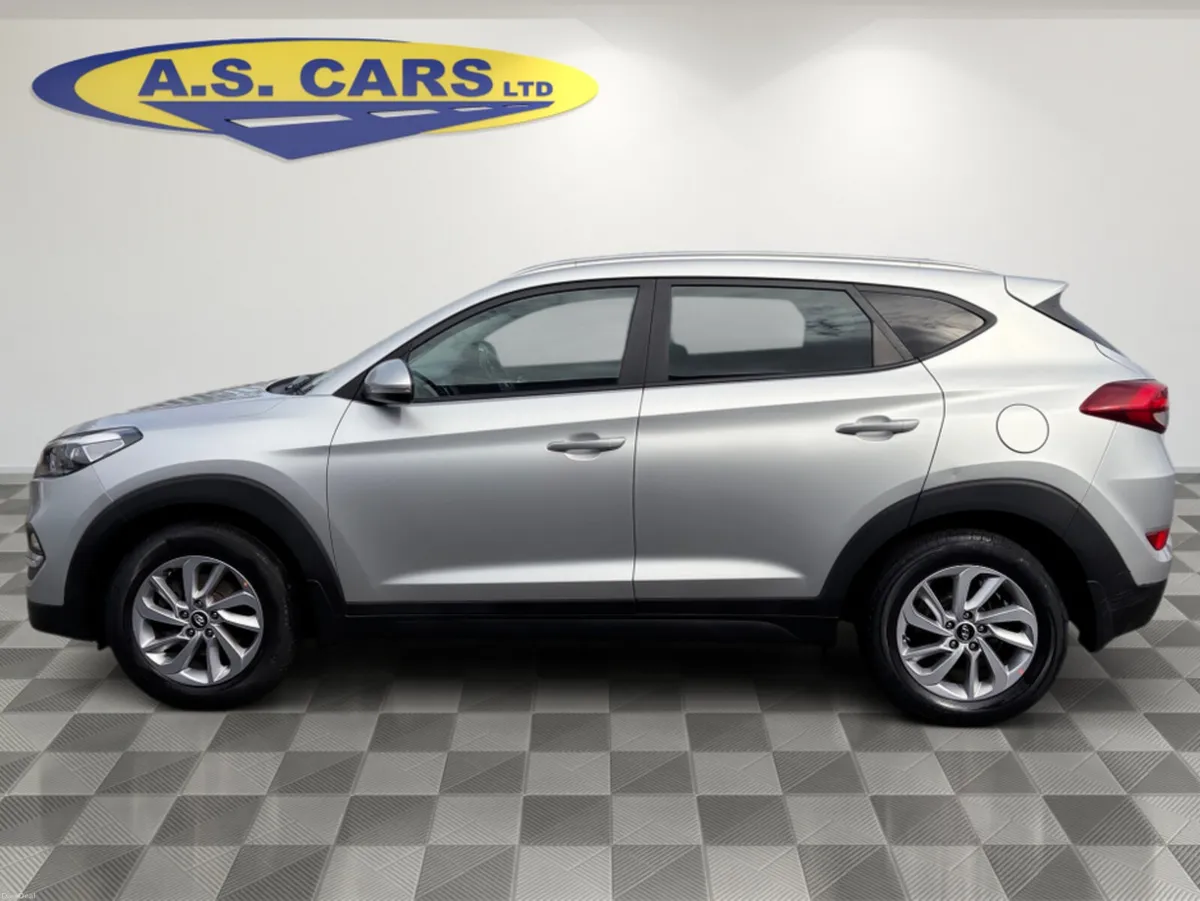 Hyundai Tucson IX35 COMFORT PLUS ** IRISH SUV ** 2 - Image 3