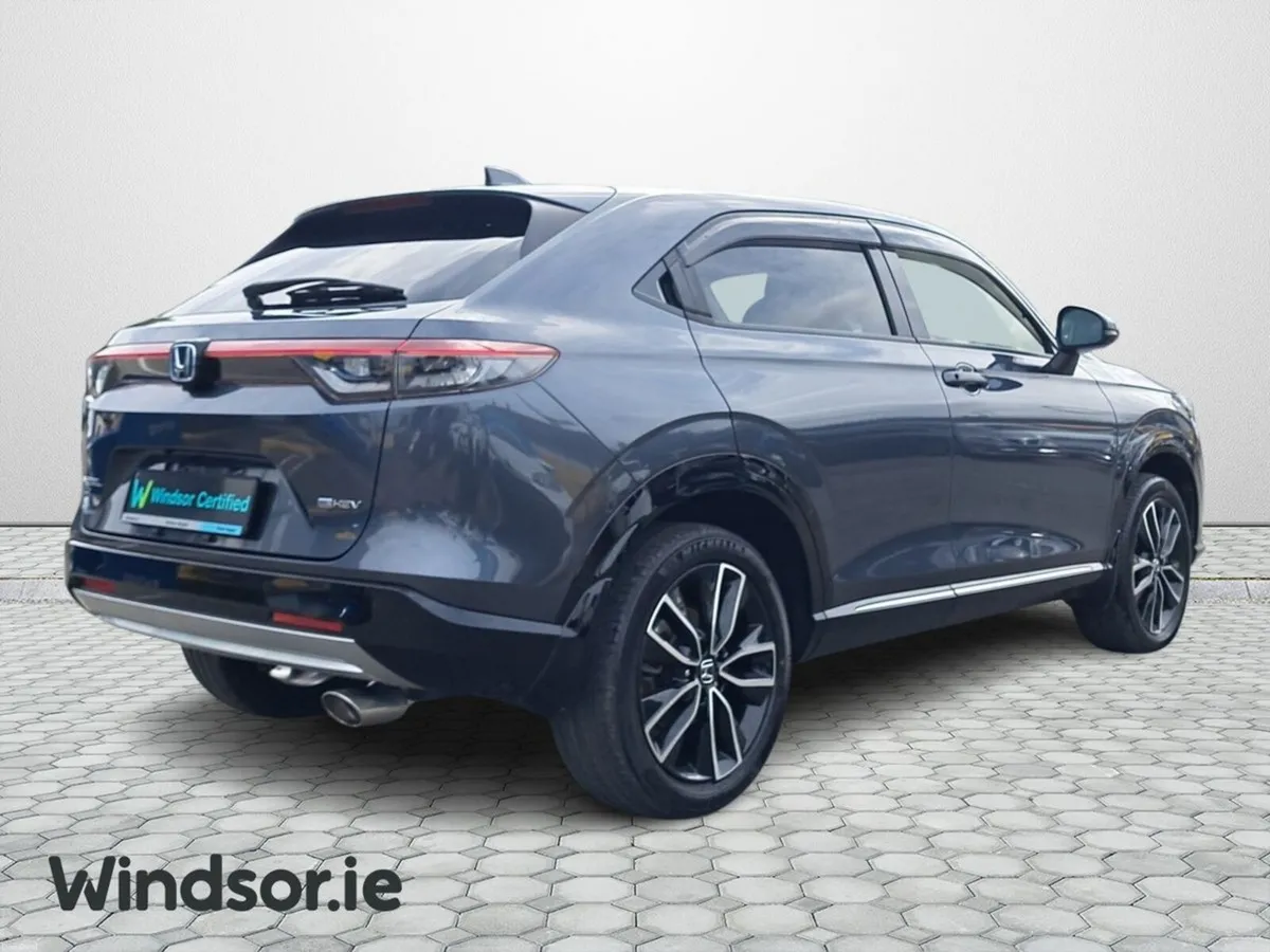Honda Vezel Z HYBRID AUTO - Image 2