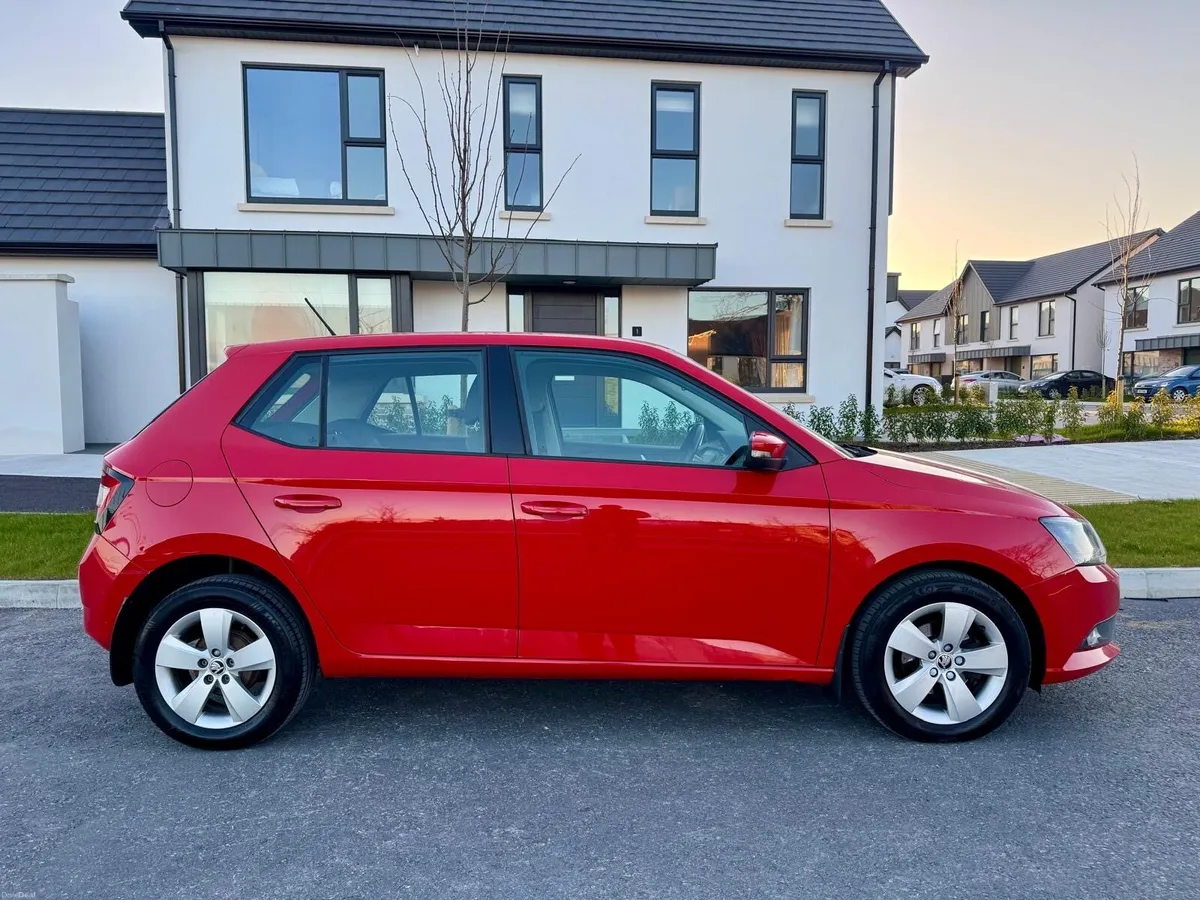 162 Skoda Fabia 🔥NEW NCT 5-28 🔥 - Image 3