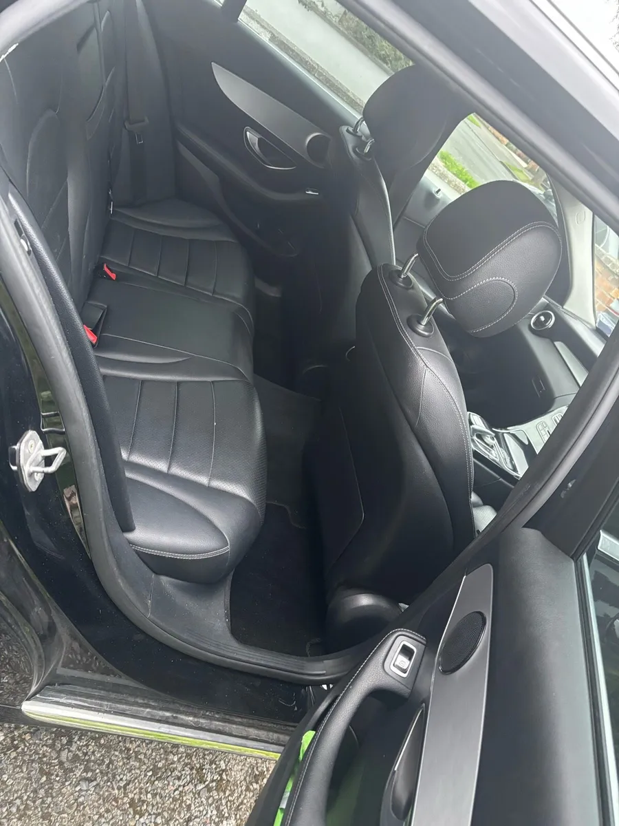 Mercedes Benz C350e - Image 4