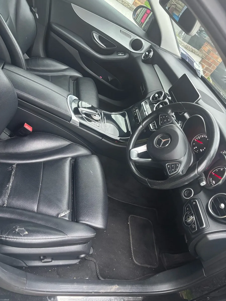 Mercedes Benz C350e - Image 5