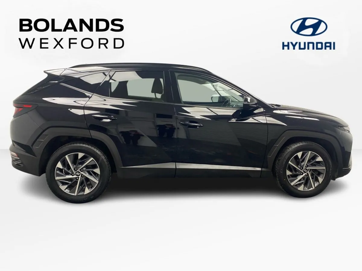 Hyundai Tucson 2WD Executive - Image 4