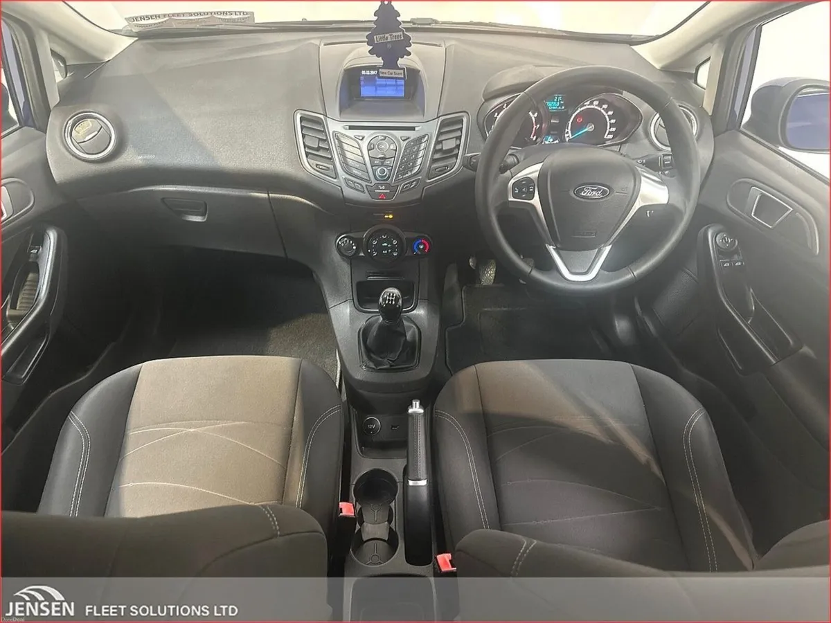 Ford Fiesta 1.25 60PS Zetec - Image 2