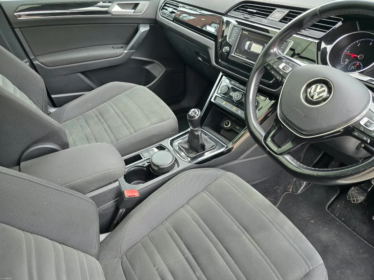 VW Touran 2.0 HIGHLINE / 1 OWNER / NEW NCT 06/28 - Image 6
