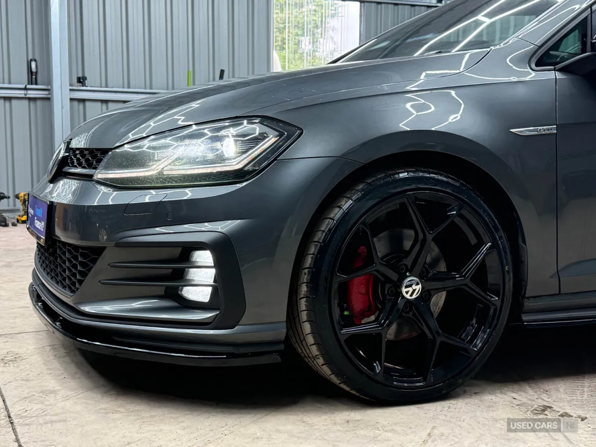 Volkswagen Golf 2017, PRICE ON IRISH PLATES - Image 5
